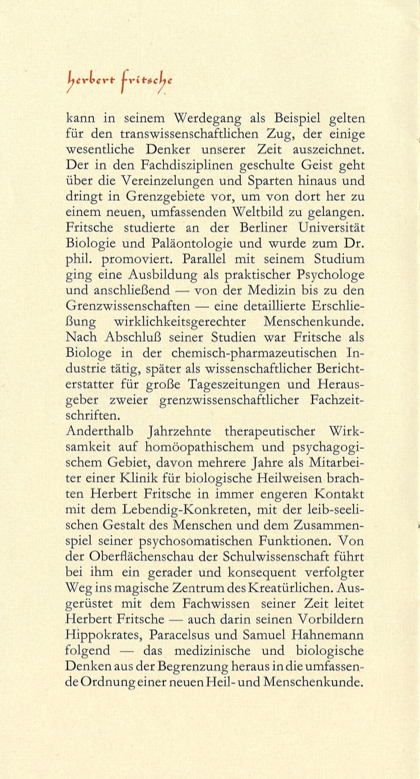 Seite mit dem Namenszug „herbert fritsche“ in Rot und einem fortlaufenden Text, der Fritsches Werdegang vom Biologiestudium über die Psychologie bis zu den Grenzwissenschaften beschreibt.